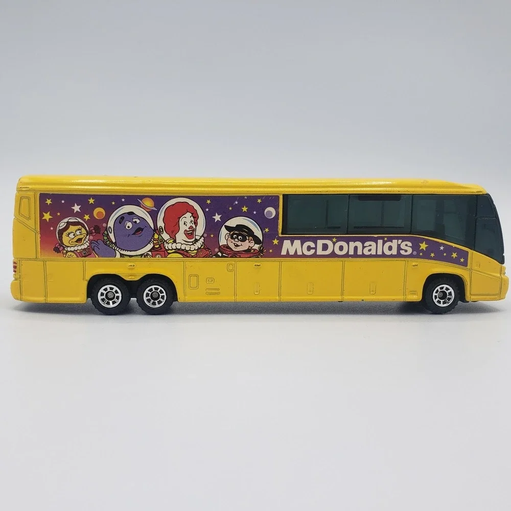 Vtg Y2K Matchbox 1999 McDonalds MC coach yelllow bus‎ Ronald Grimace Hamburgler